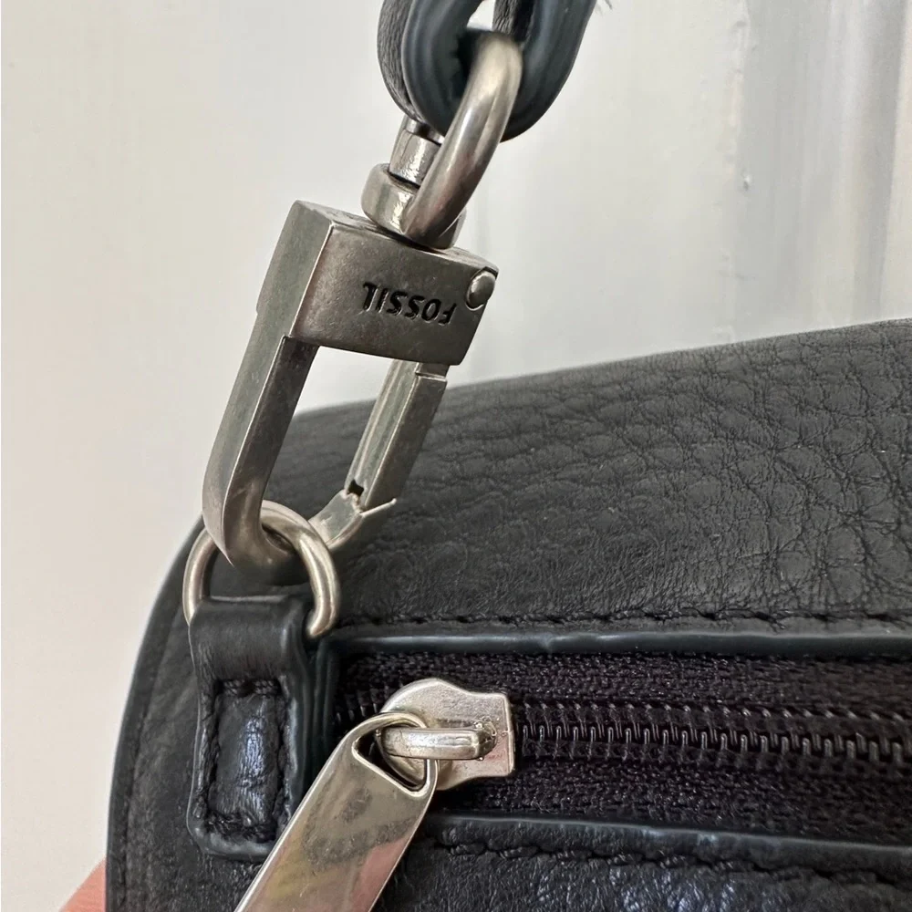 LAST CHANCE! Fossil Monica Black Leather Crossbody Bag Purse with Cardholders - Picture 7 of 7